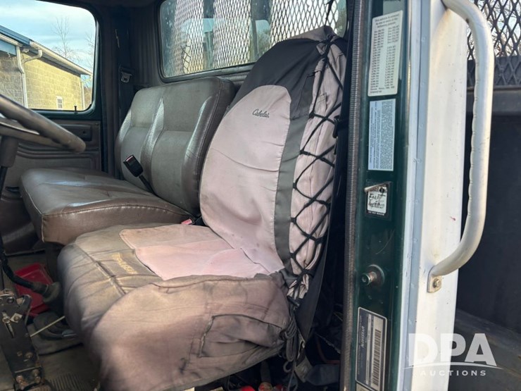 international-4700-image-75