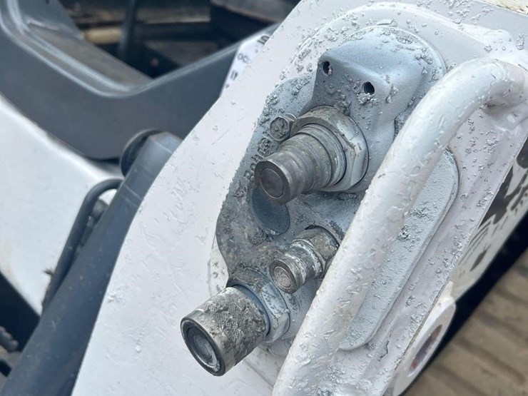 bobcat-t650-image-10