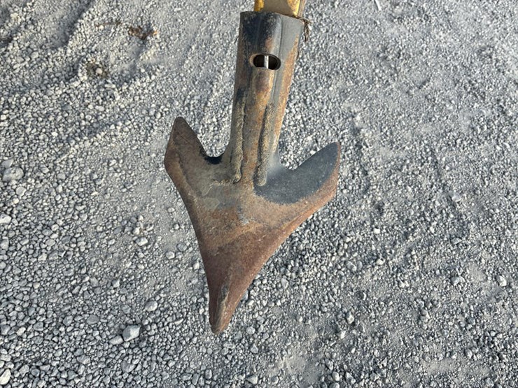 john-deere-2210-image-23