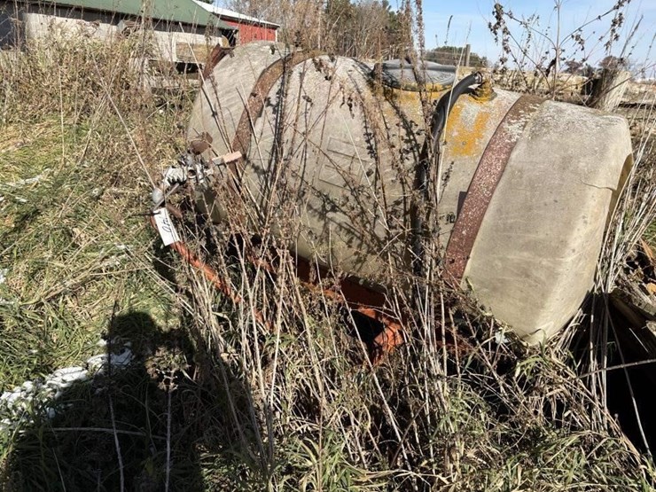 old-pull-type-sprayer-image-1