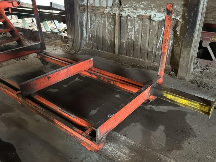 #113-•-stacking-racks-image-4