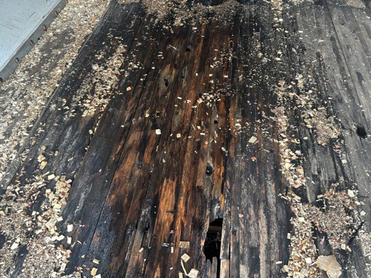 #126-•-chip-trailer-image-17