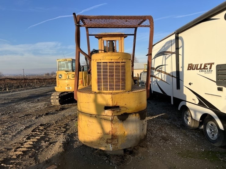 ross-10h-forklift-image-4