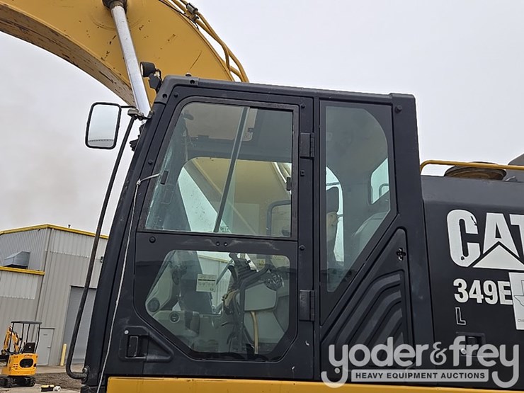 2012-caterpillar-349el-image-71