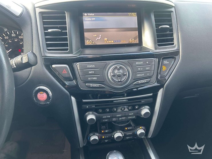 2015-nissan-pathfinder-image-16