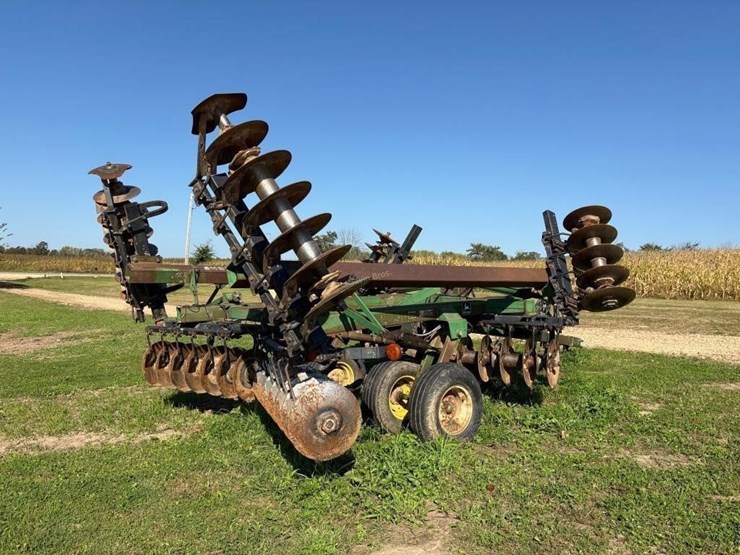 john-deere-635-image-5