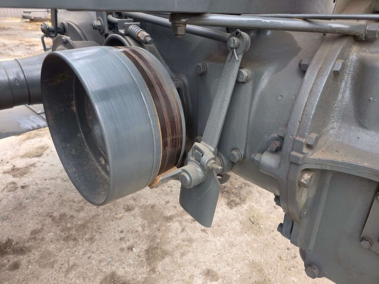 1938-case-cc-narrow-front-tractor,-new-12.4/11-36-rears,-pto,-crank-start,-sn:-4200966,-rebuilt-fro-image-44