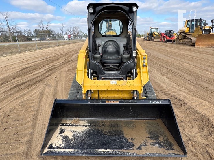 2017-caterpillar-239d-image-6