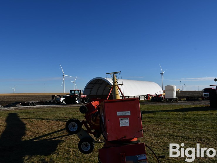 westfield-mk130-71-13"x71'-swing-away-auger-image-11