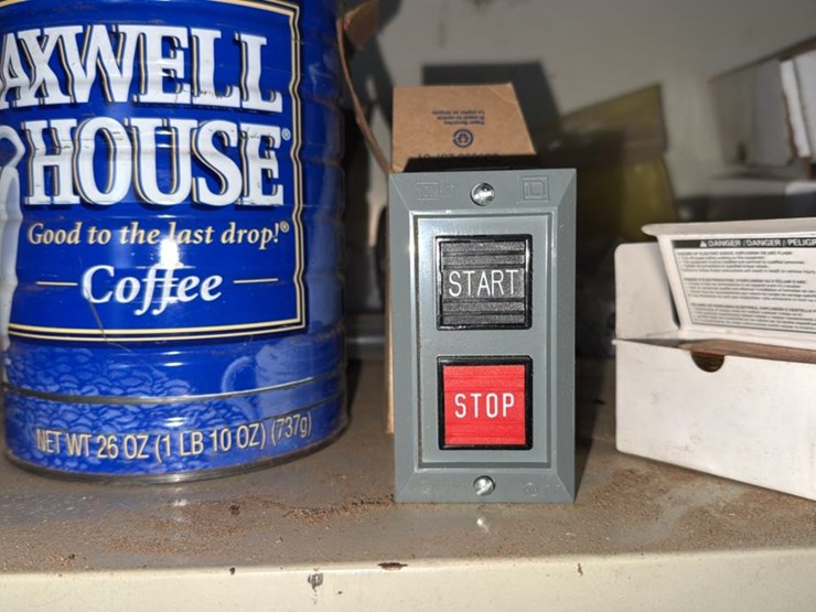 #135-•-metal-cabinet-with-headsaw-parts-image-10