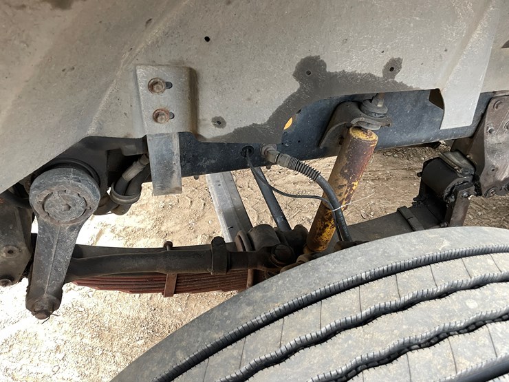 #1130-•-2005-international-5500i-6x4-dump-truck-(has-mn-title)-image-17