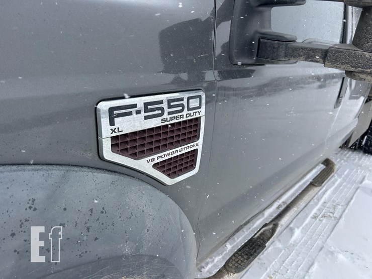 ford-f550-xl-image-8