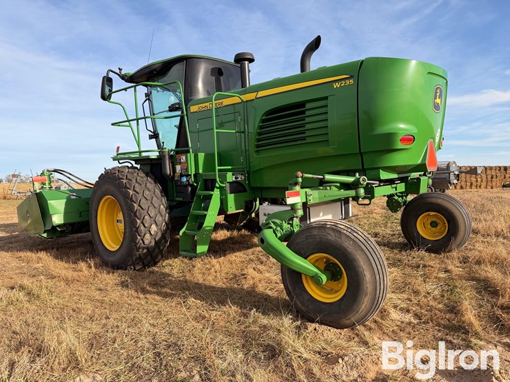 john-deere-w235-image-7