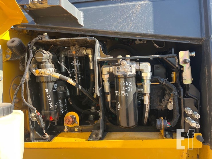 2013-deere-650k-lgp-image-23