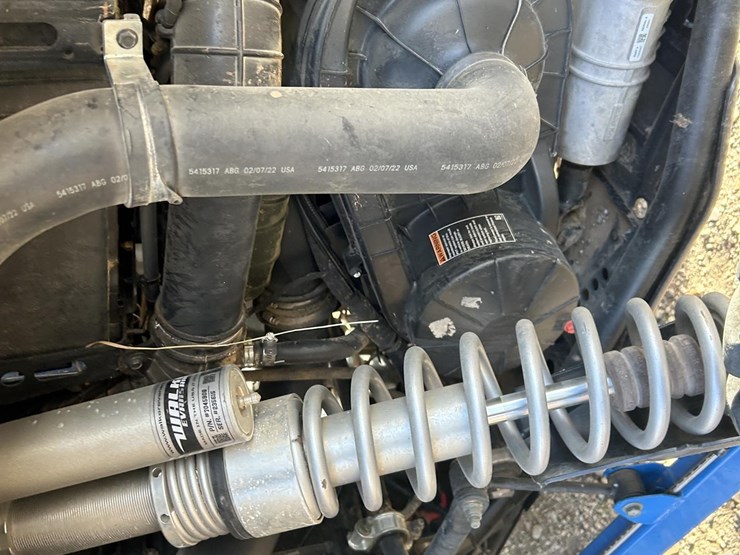 2022-polaris-rzr-1000-image-40