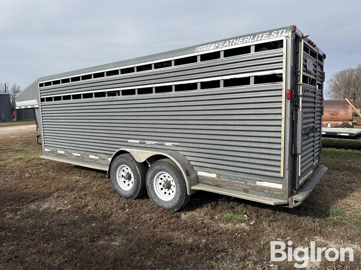 2003-featherlite-5320-gooseneck-livestock-trailer-image-7