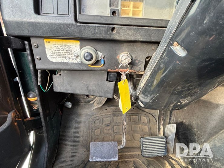 international-4700-image-91