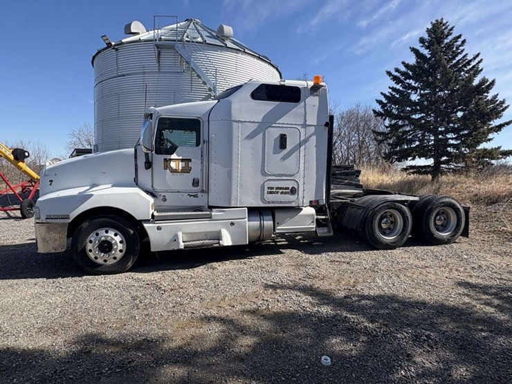 2007-kenworth-t600-image-4