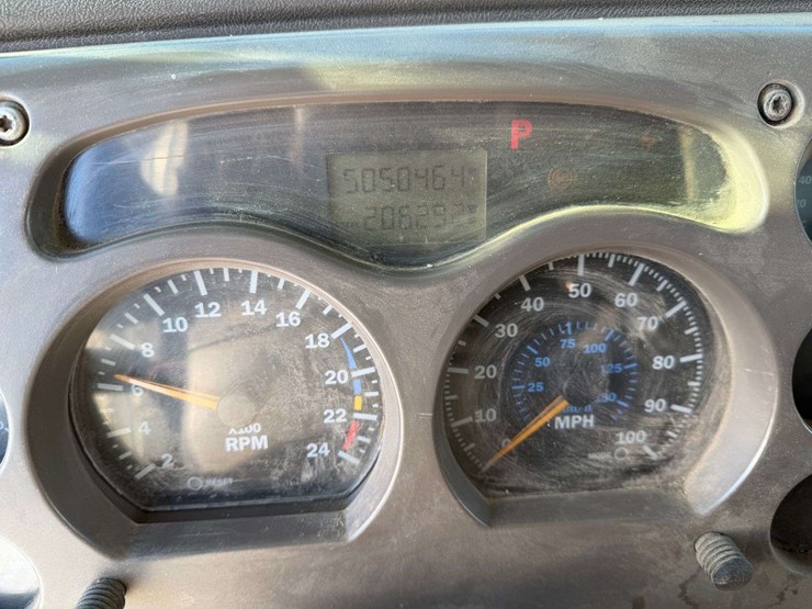 2006-mack-chn613-image-28