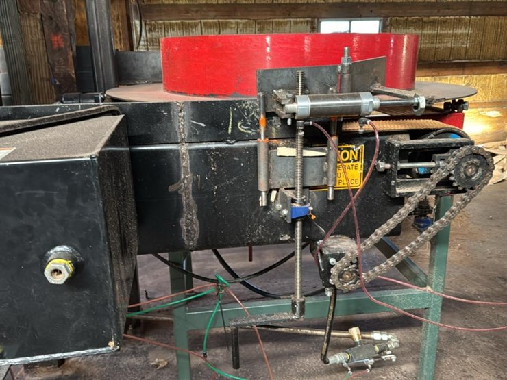 #109-•-coblentz-fabrication-double-head-resaw-image-18