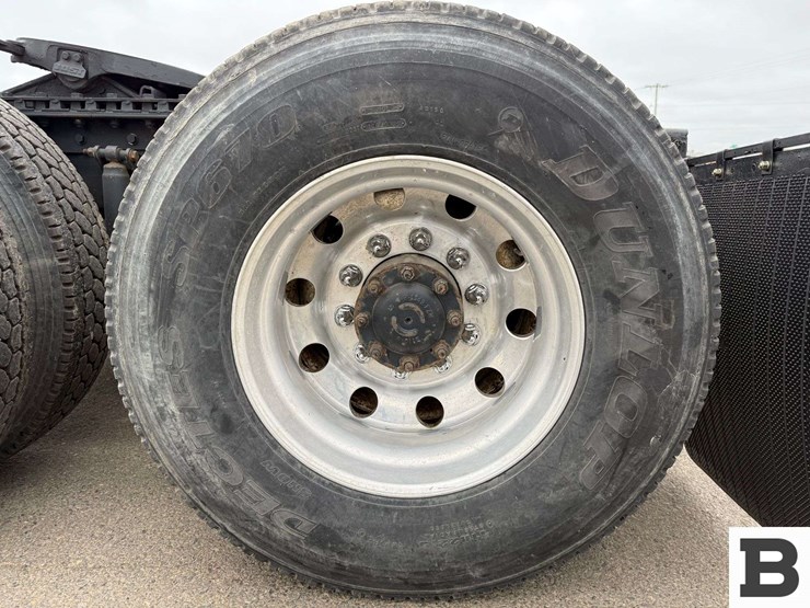 2004-kenworth-t800-image-37