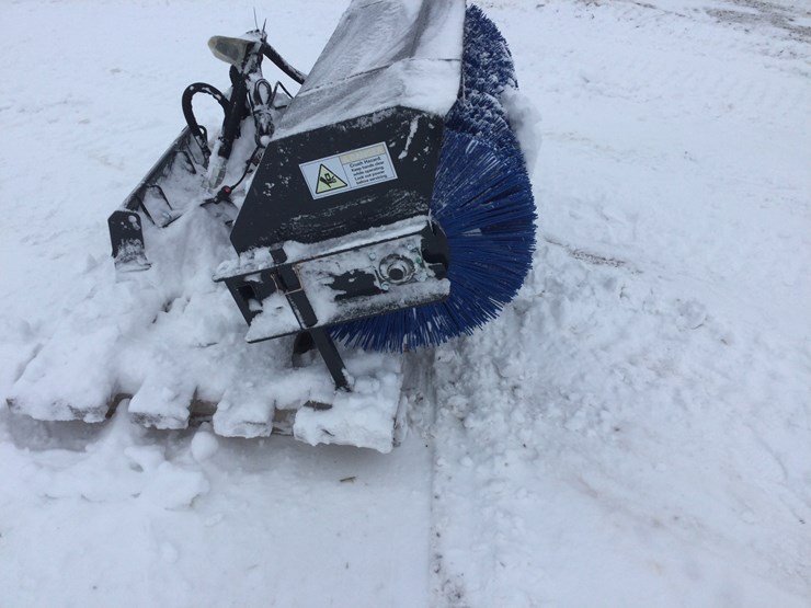 #4542-•-unused-48"-skid-steer-broom-image-5