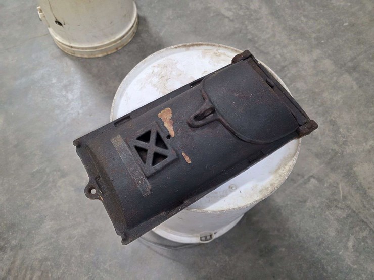 antique-mail-box-image-4