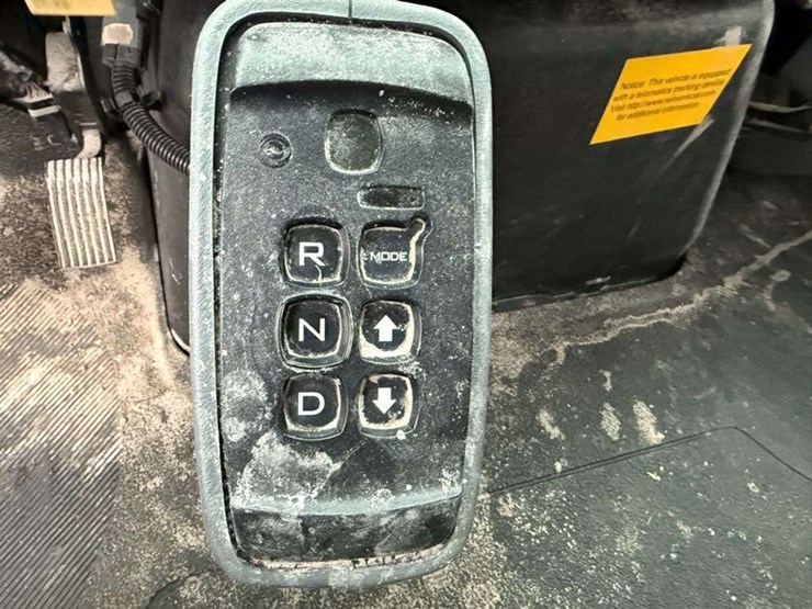 2004-international-durastar-4400-image-30