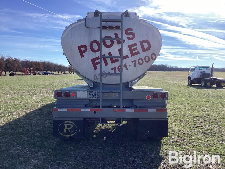 1965-standard-steel-36’-aluminum-t/a-water-tanker-trailer-image-6