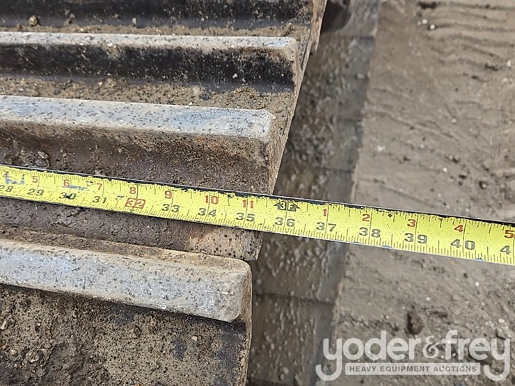 2012-caterpillar-349el-image-24