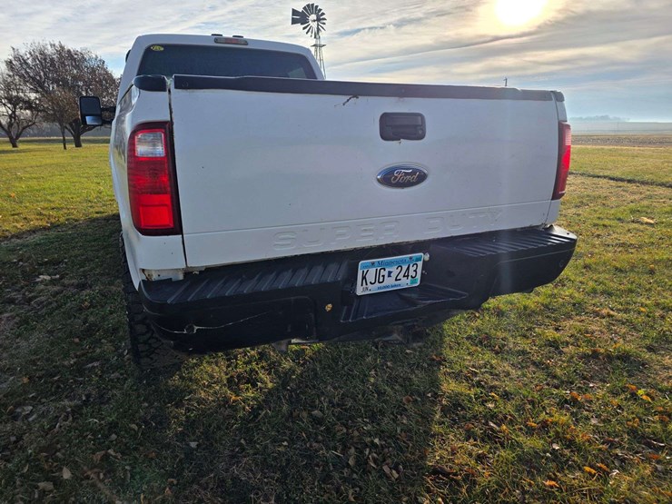 2008-ford-f350-image-46