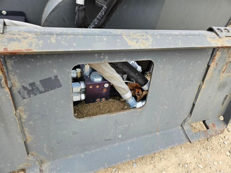 #3048-•-bobcat-sb-200-78"-2-stage-snow-blower-image-19