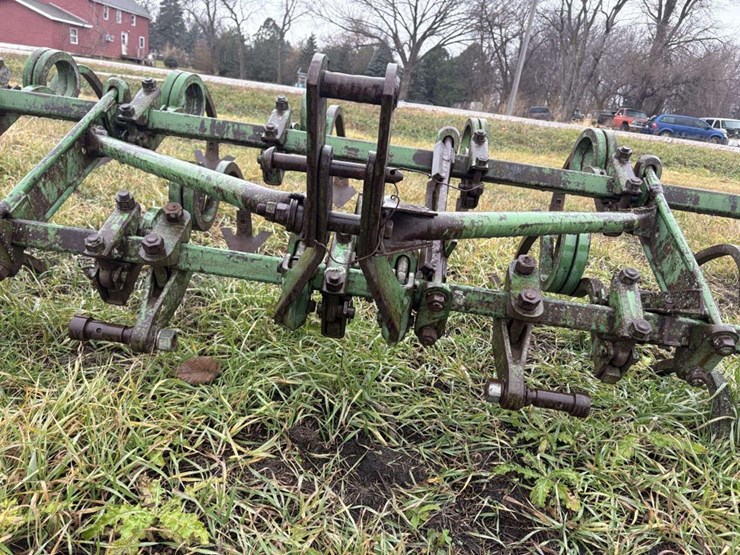 john-deere-coil-shank-mounted-digger,-8’-image-6