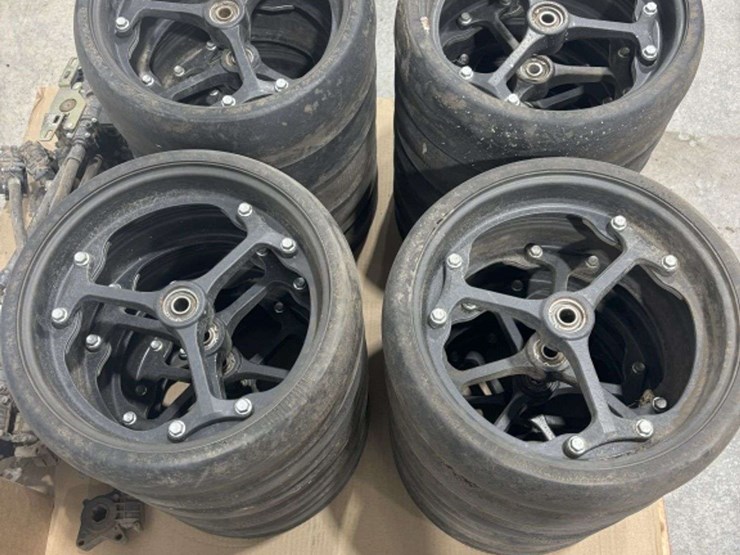 (20)-like-new-spoked-gauge-wheels,-buying-all-for-one-money-image-1