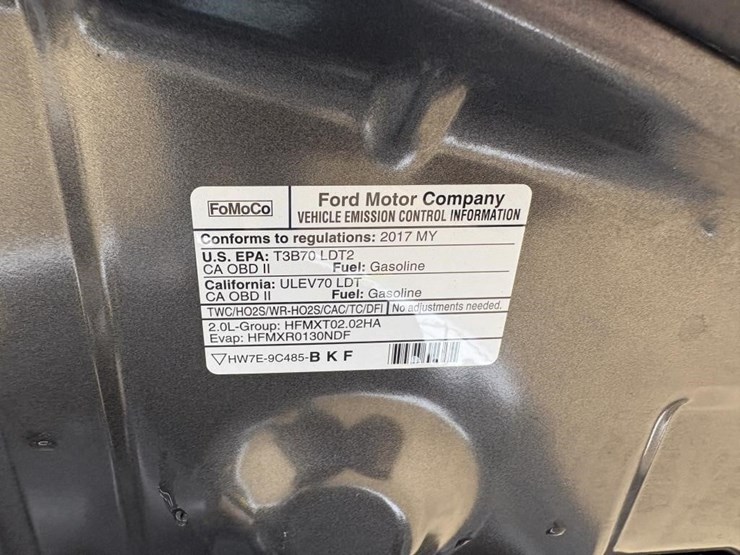 2017-lincoln-mkc-suv-image-15