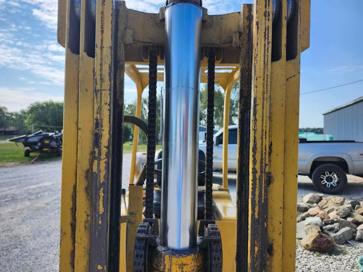 cat-lp-forklift-image-13