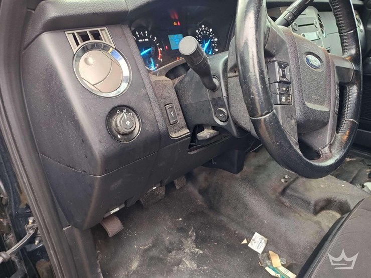 2016-ford-expedition-image-18