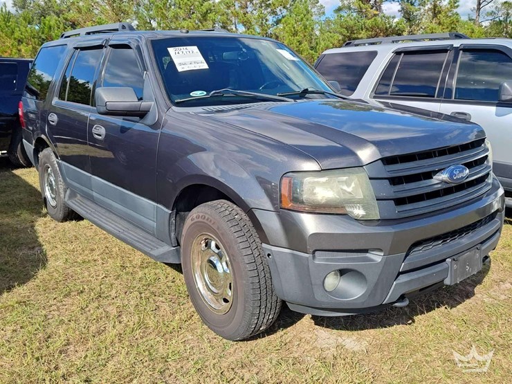 2016-ford-expedition-image-2