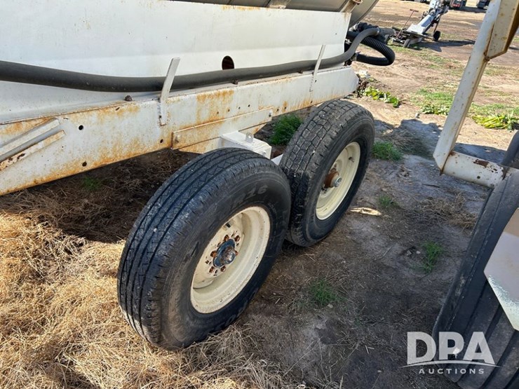 liquid-nurse-trailer-(cp1356,-tank-2459)-image-7