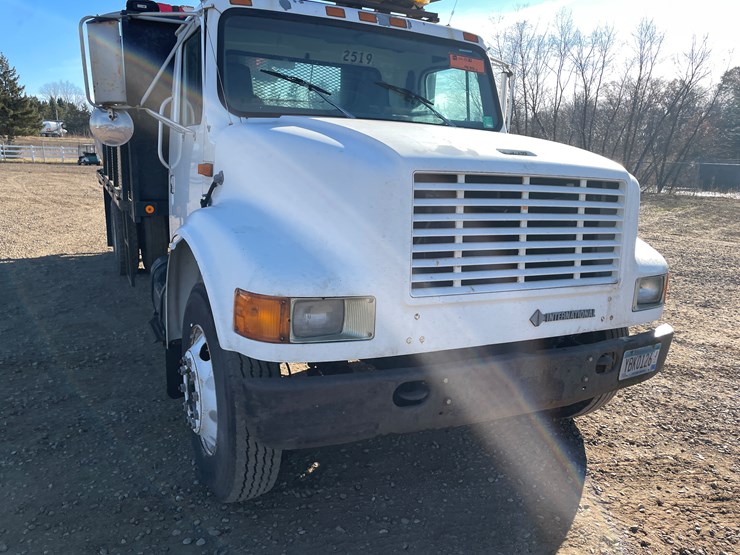 international-4700-image-5