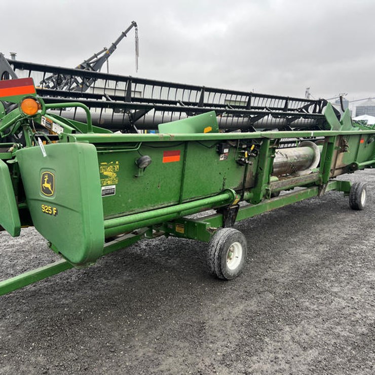 2002 JOHN DEERE 925F