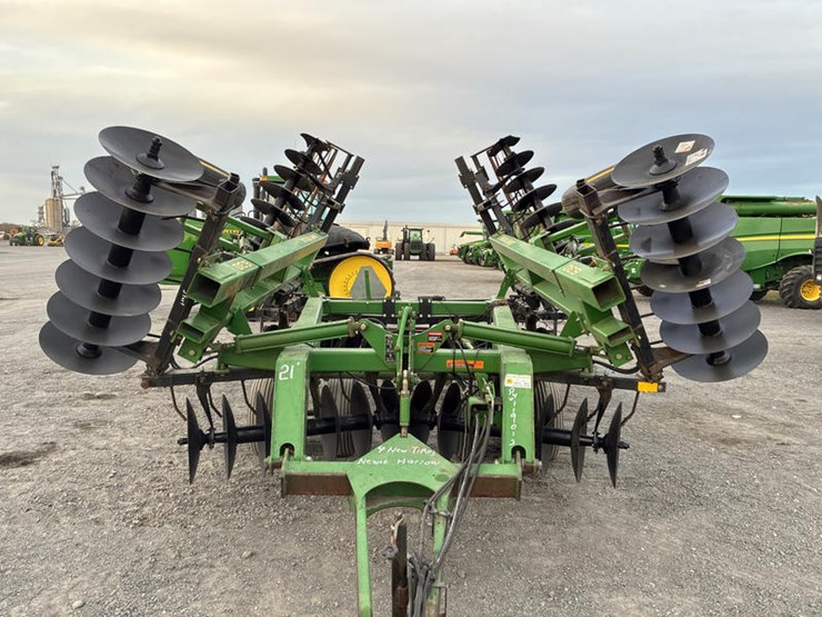 john-deere-630-image-3