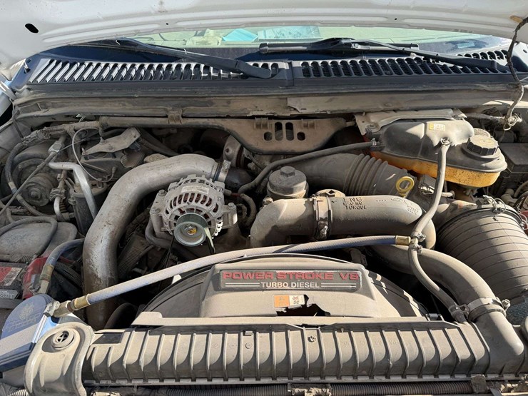 2006-ford-f550-image-40