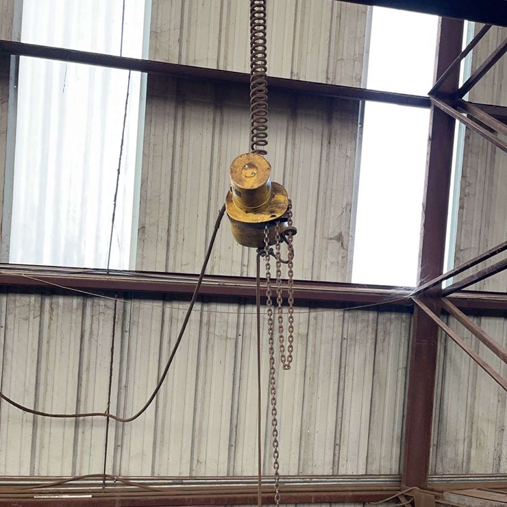 Yale 1/2 Ton Crane and C Punch