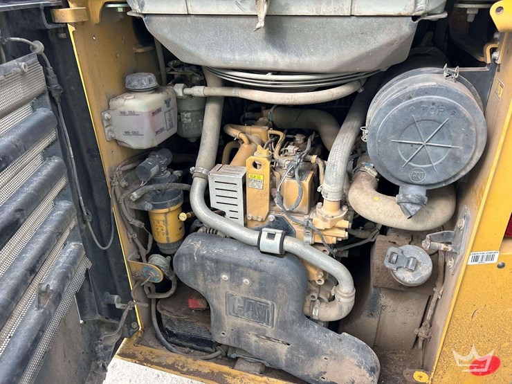 2019-caterpillar-259d-image-7