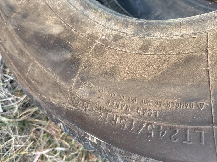 various-brand-tires-image-9