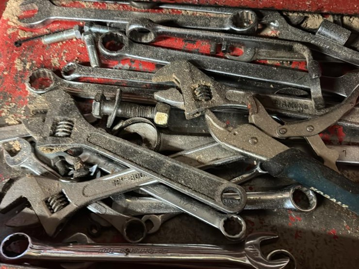 #139-•-tool-box*-image-5