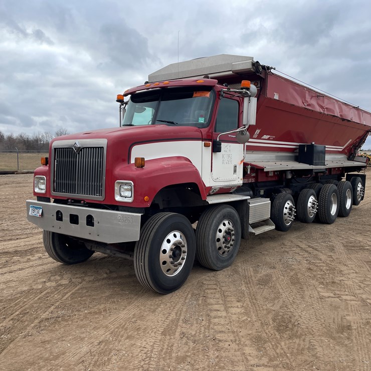 #1130 • 2005 International 5500i 6X4 Dump Truck (Has MN Title)