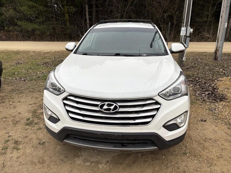 2014-hyundai-sante-fe-suv-image-2