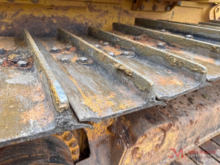 komatsu-d51pxi-24-image-9